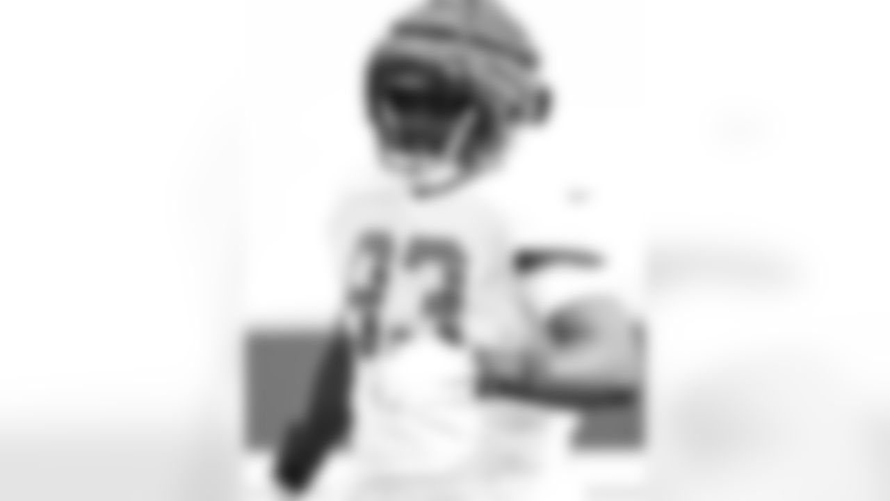 93 DT Eric Johnson II