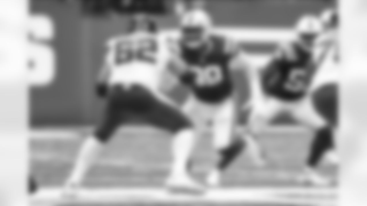 99 DT DeForest Buckner