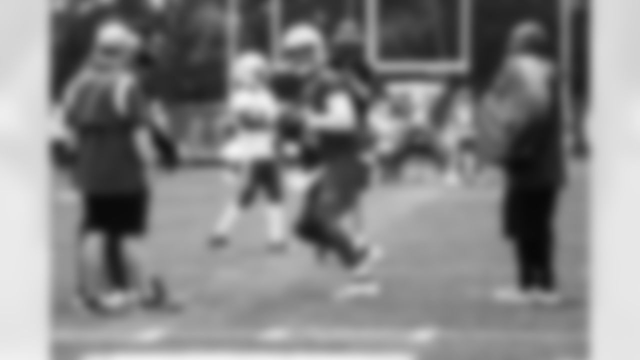 5 QB Anthony Richardson,
Players train during Phase III OTAs of offseason workouts.