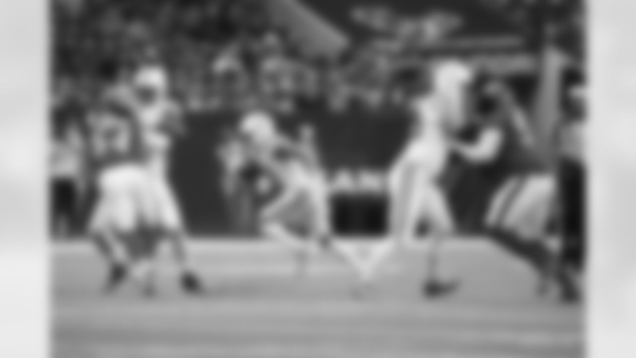 21 RB Nyheim Hines