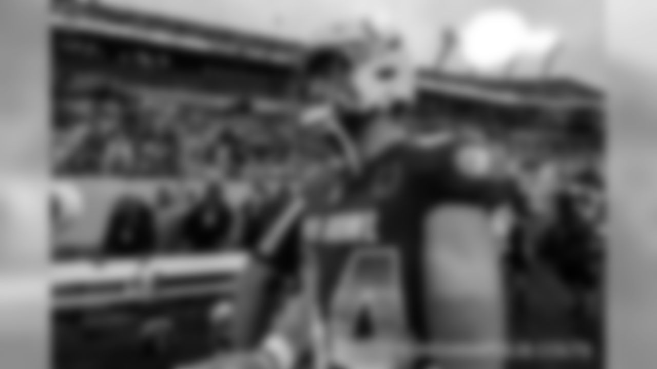 SUBJECTS] seen at [EVENT NAME] at [VENUE] on Thursday, Jan. 11, 2018 in Terre Haute, Ind. (Matt Bowen/AP Images for Macy's)