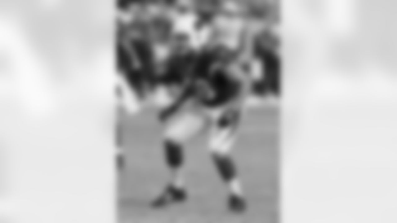 53 Jackson, Edwin ILB