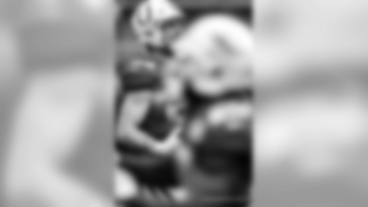 SUBJECTS] seen at [EVENT NAME] at [VENUE] on Thursday, Jan. 11, 2018 in Terre Haute, Ind. (Matt Bowen/AP Images for Macy's)