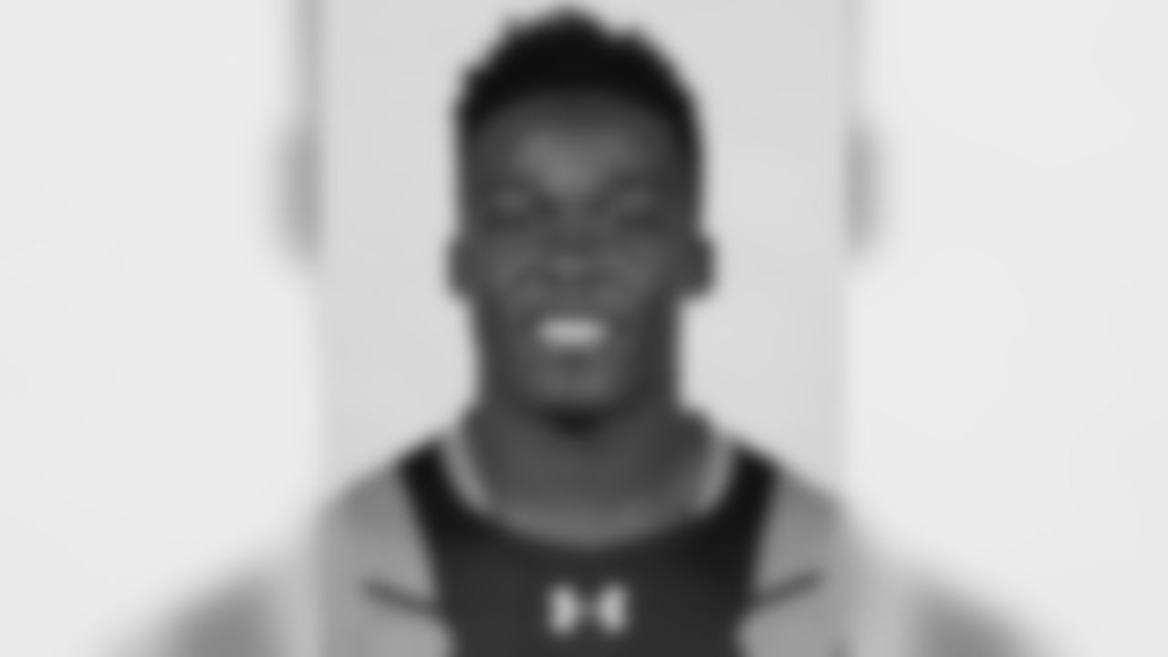 15 Dorsett, Phillip WR