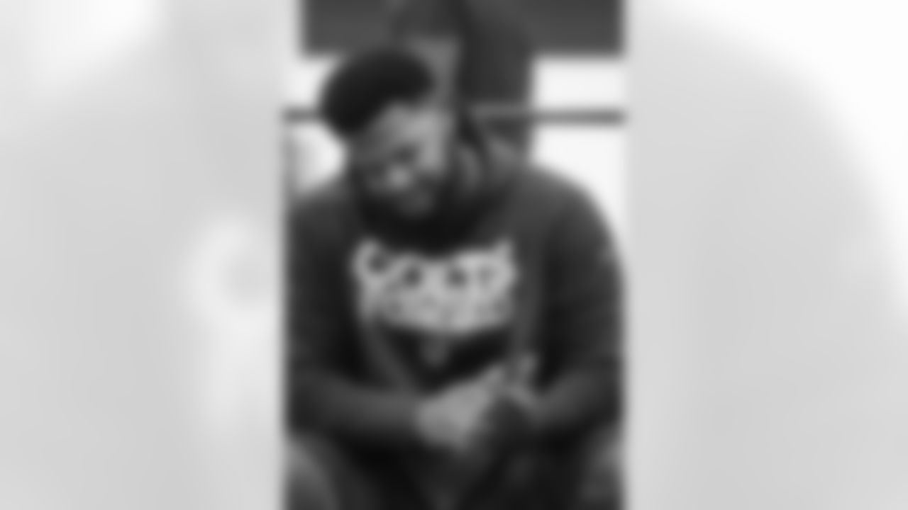 90 DT Grover Stewart