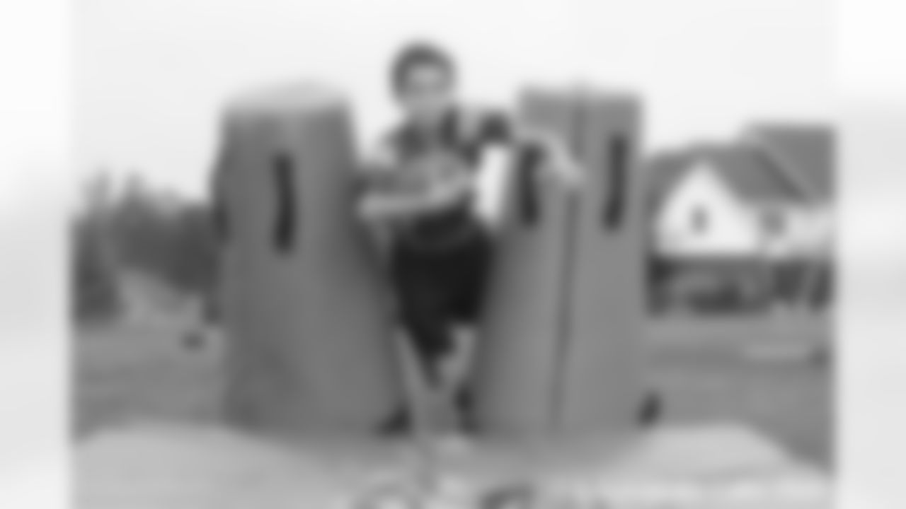 LANDING_youthfootball-1
