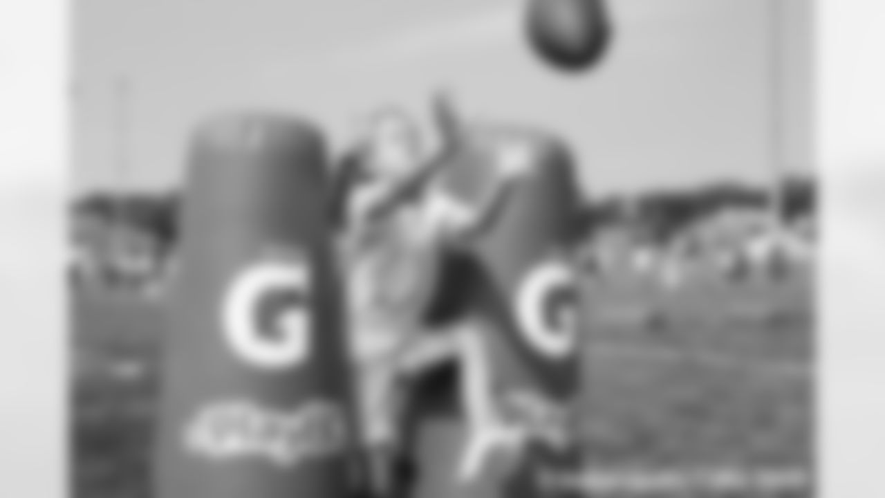 LANDING_youthfootball-8