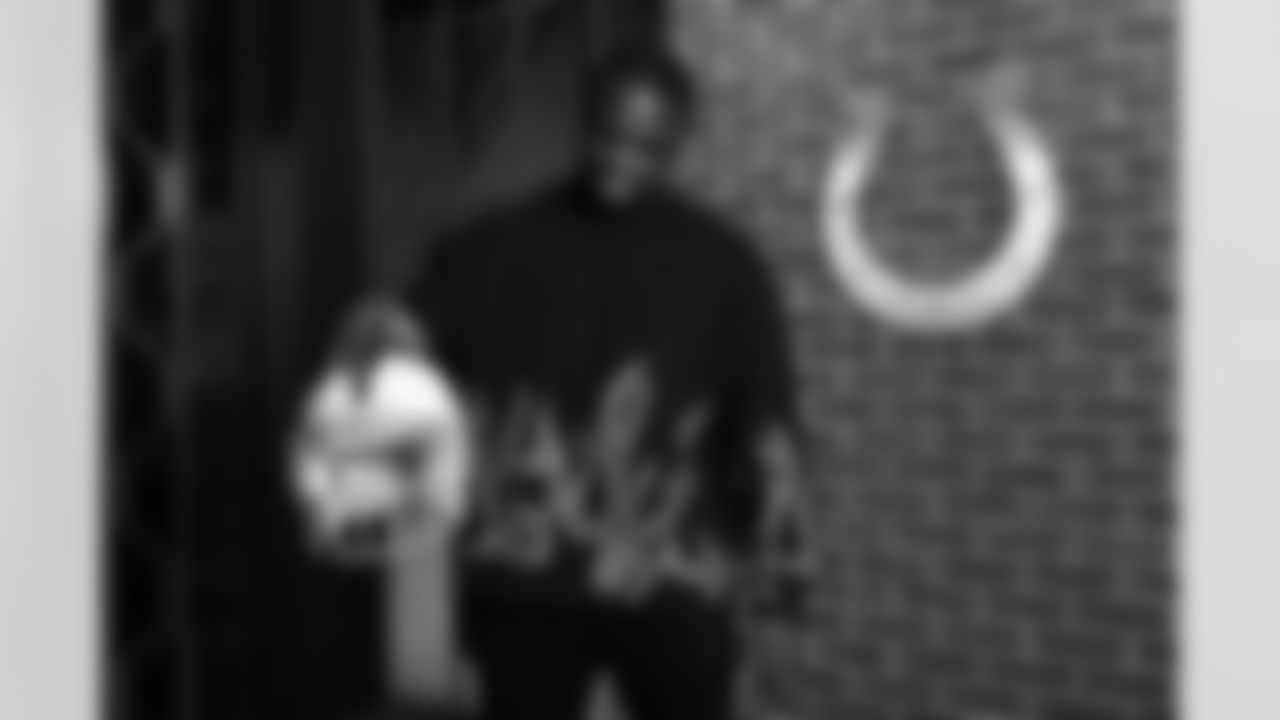 LB Samson Ebukam