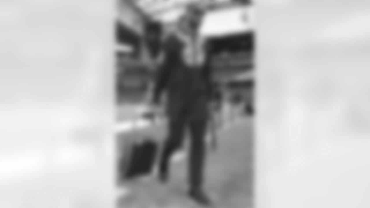 0911_HOU_Arrival_018