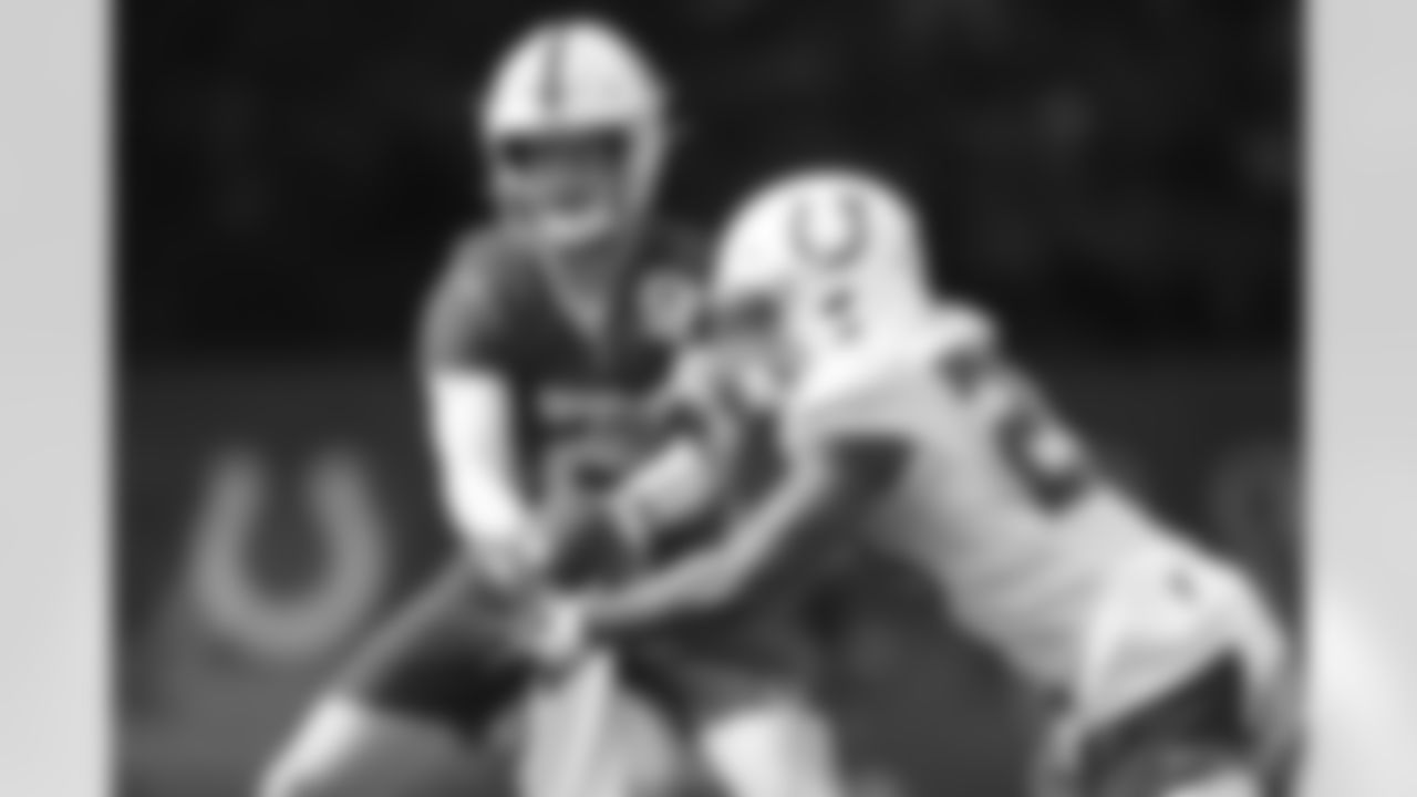 2 QB Carson Wentz