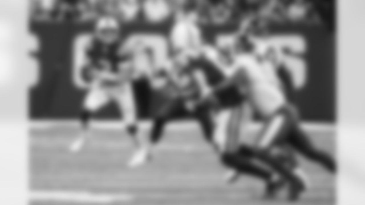 2 QB Carson Wentz