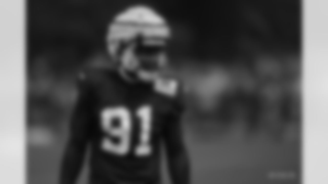 91 DE Yannick Ngakoue