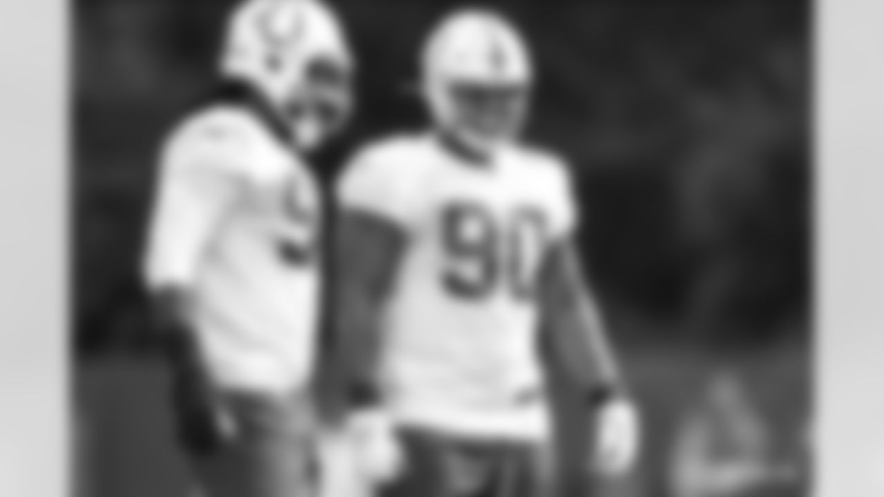 96 DT/DE Denico Autry, #90 DT Grover Stewart