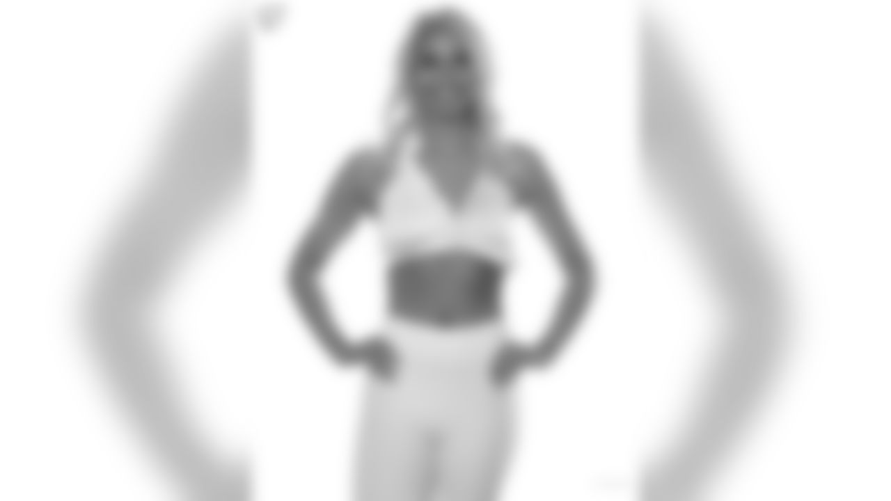 Headshots of the 2019 Colts Cheer Audition finalists.