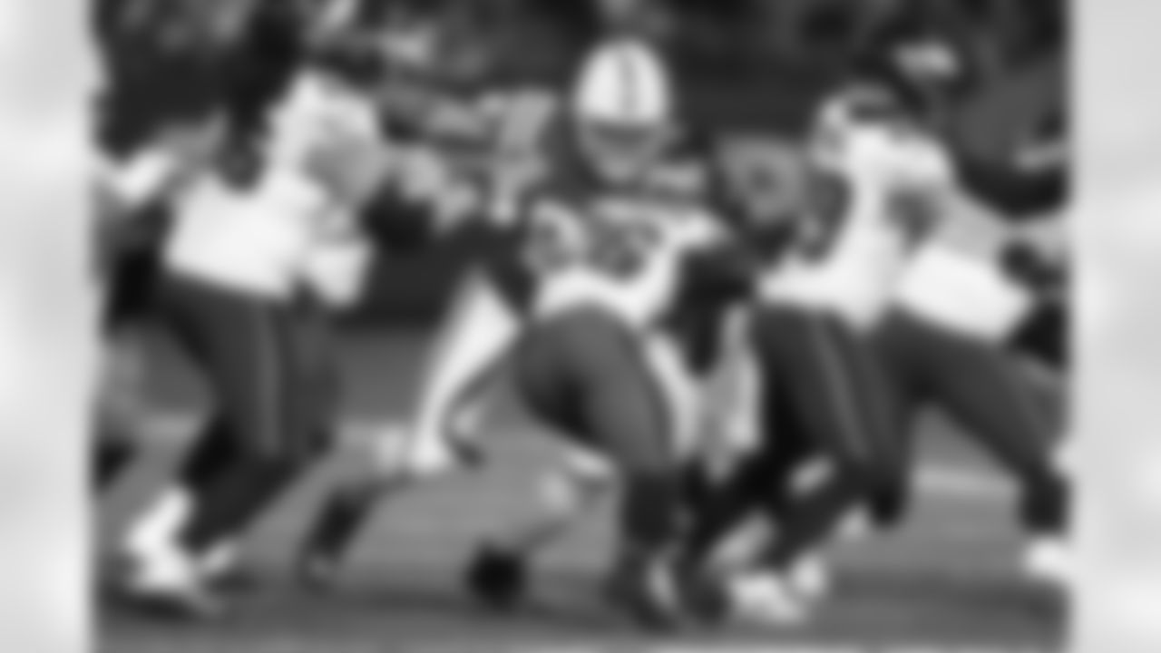 96 DT Byron Cowart