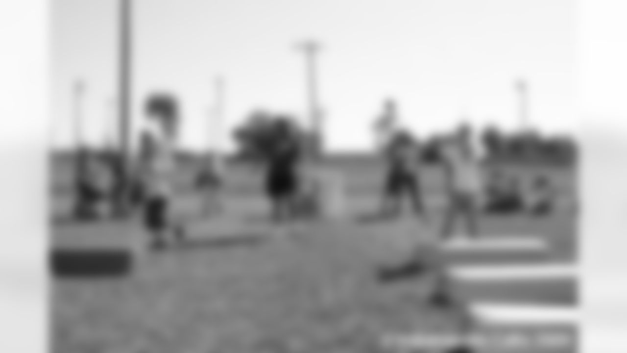 LANDING_youthfootball-8