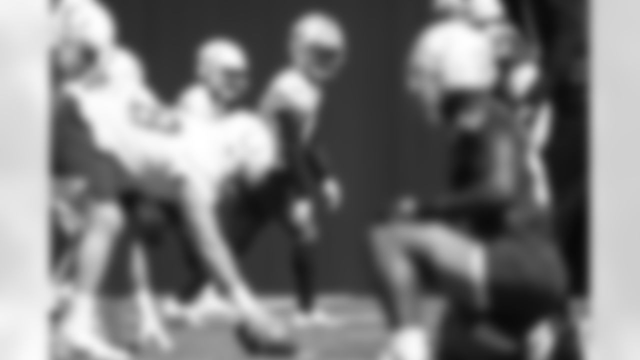 6 WR Isaiah McKenzie
Players practice during voluntary minicamp offseason workouts.