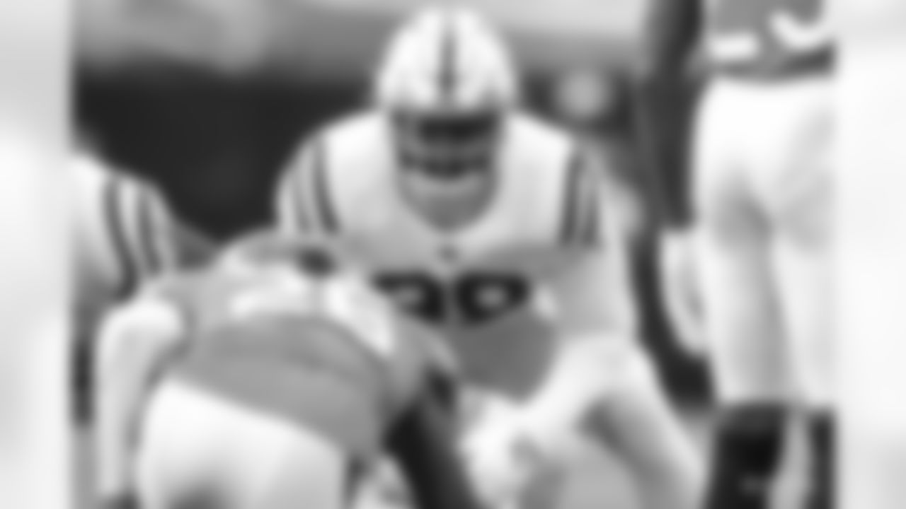 99 DT DeForest Buckner