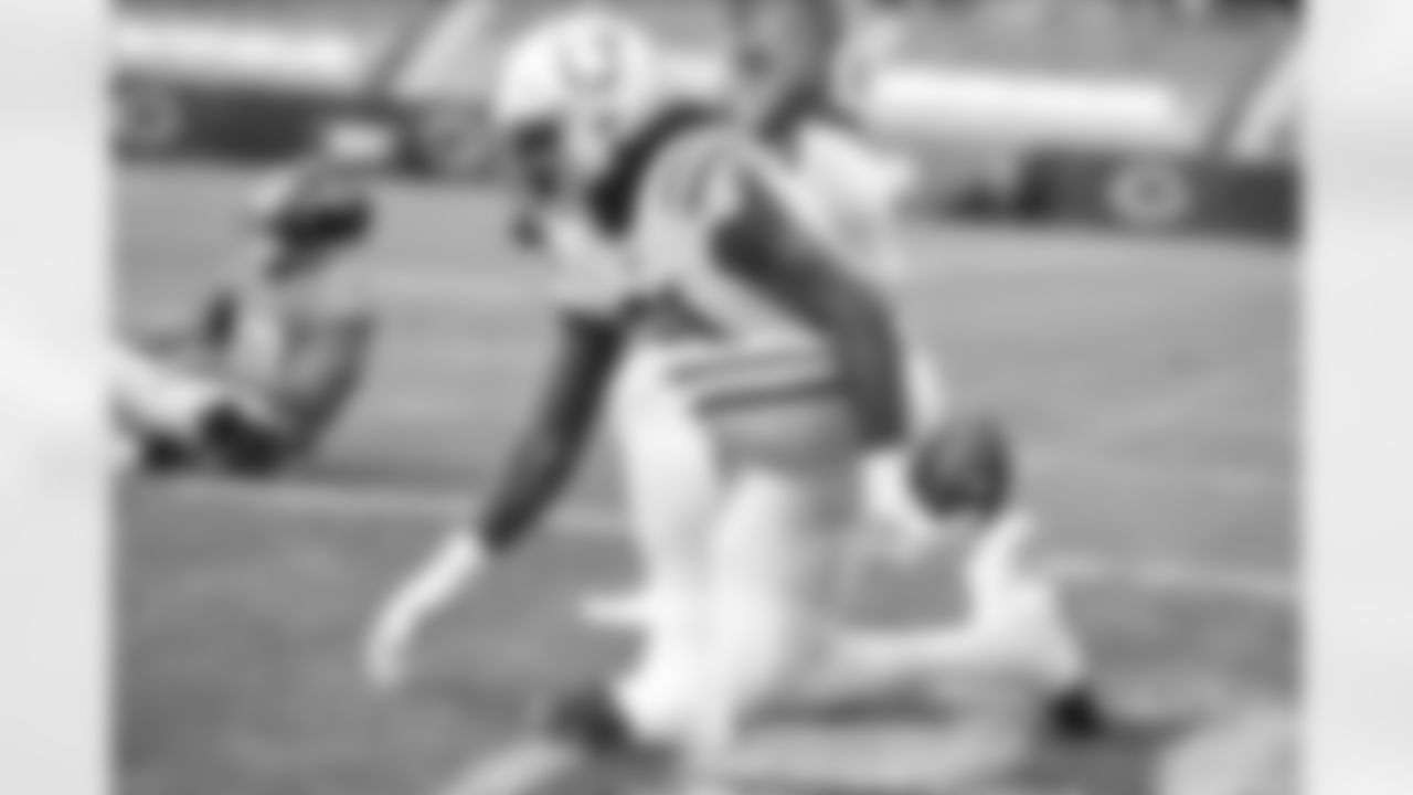 81 TE Mo Alie-Cox