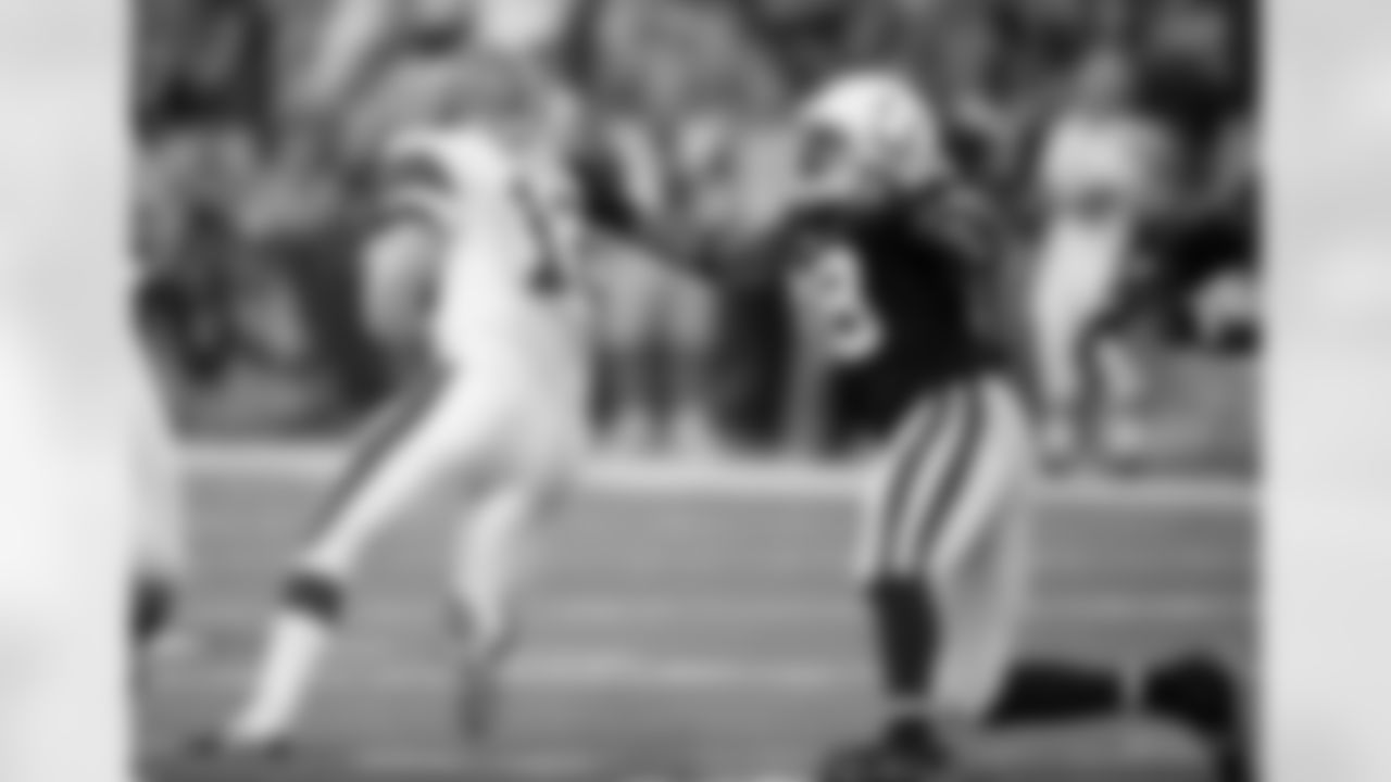 2011_0918_CLE291_bowen