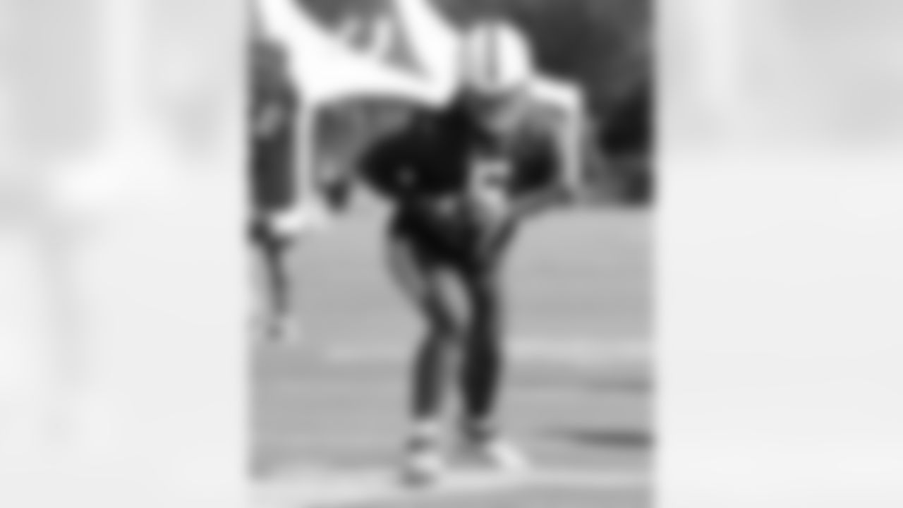 5 QB Anthony Richardson
2023 Colts Training Camp - Grand Park