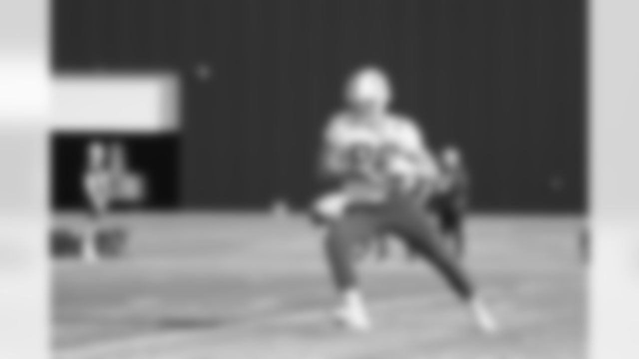 80 TE Michael Jacobson