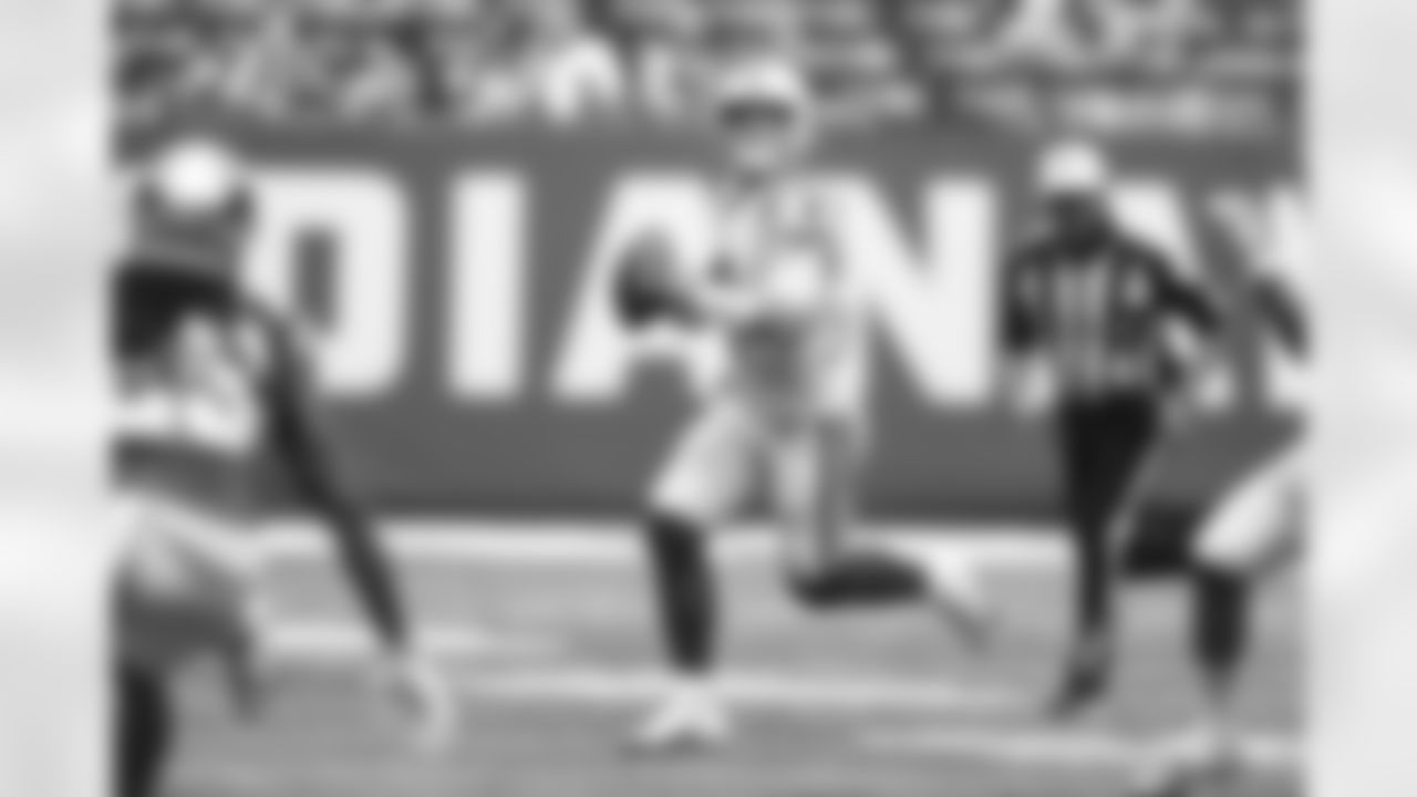 4 Sam Ehlinger