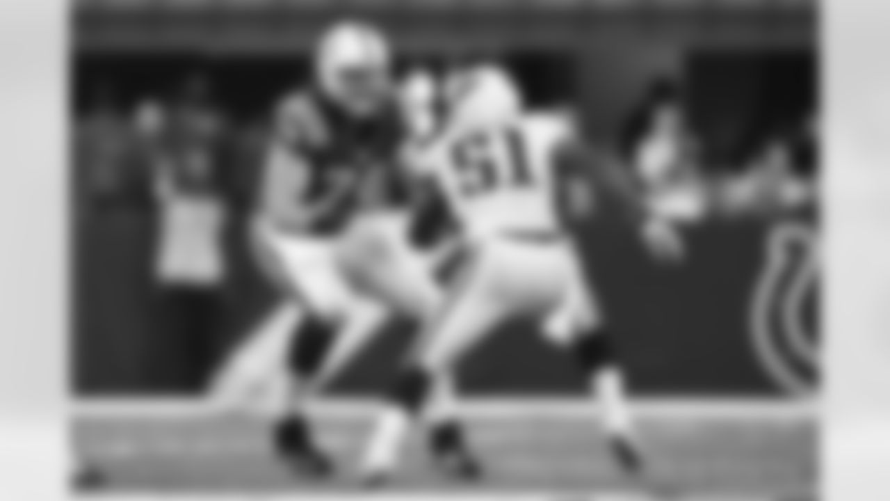 74
Castonzo, Anthony
T