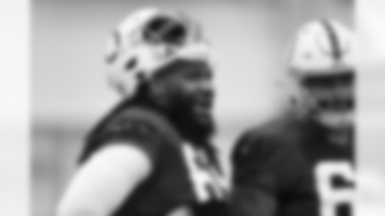 65 T Ty Nsekhe