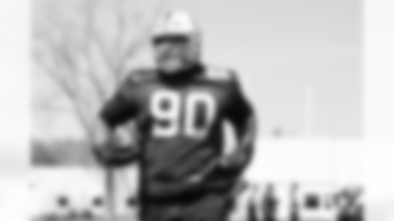 90 DT Grover Stewart
Players practice during voluntary minicamp offseason workouts.