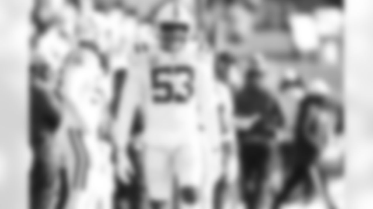 53 LB Darius Leonard