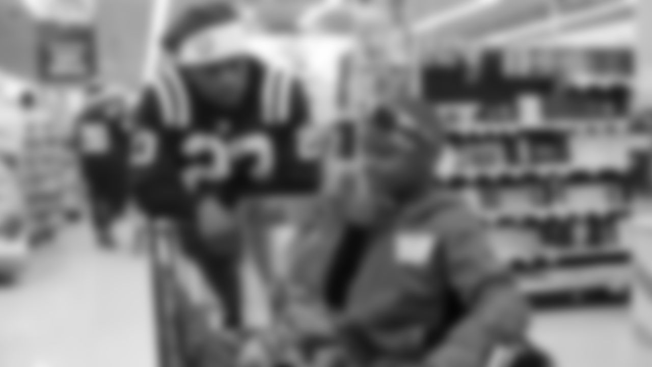 Kenny Moore II #23 | CB | 5-9 |190lbs | 23yrs. | 3yrs. |Valdosta State