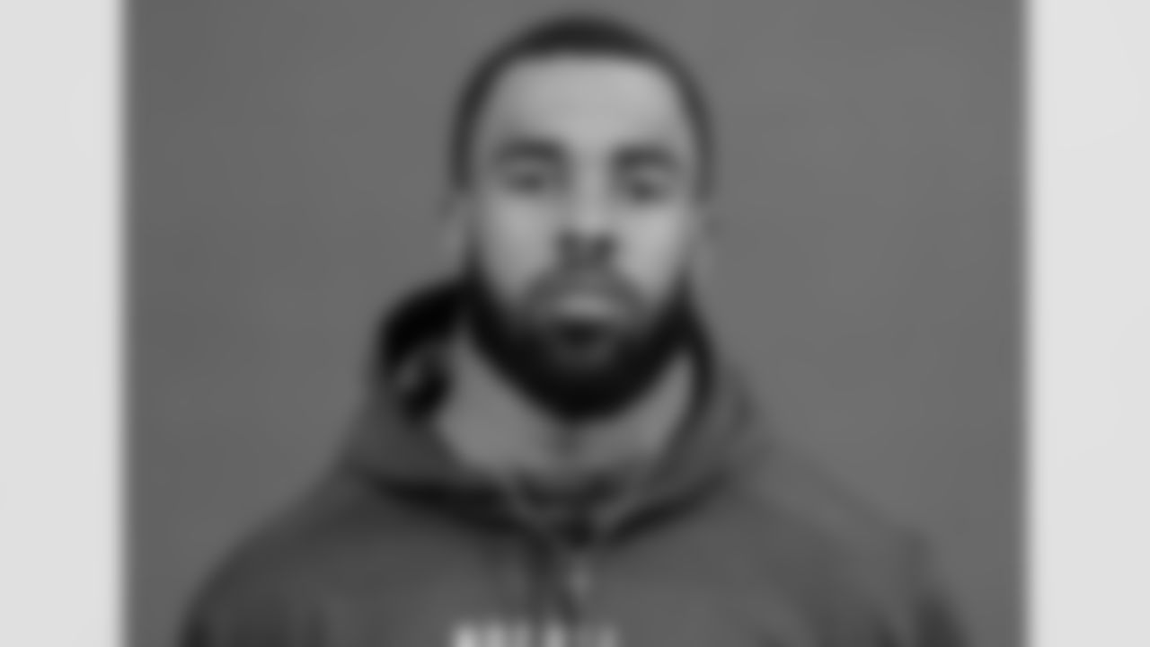 Oklahoma tight end Brayden Willis poses for a portrait at the NFL football Combine on Wednesday, March 1, 2023 in Indianapolis. (AJ Mast/AP Images for the NFL)