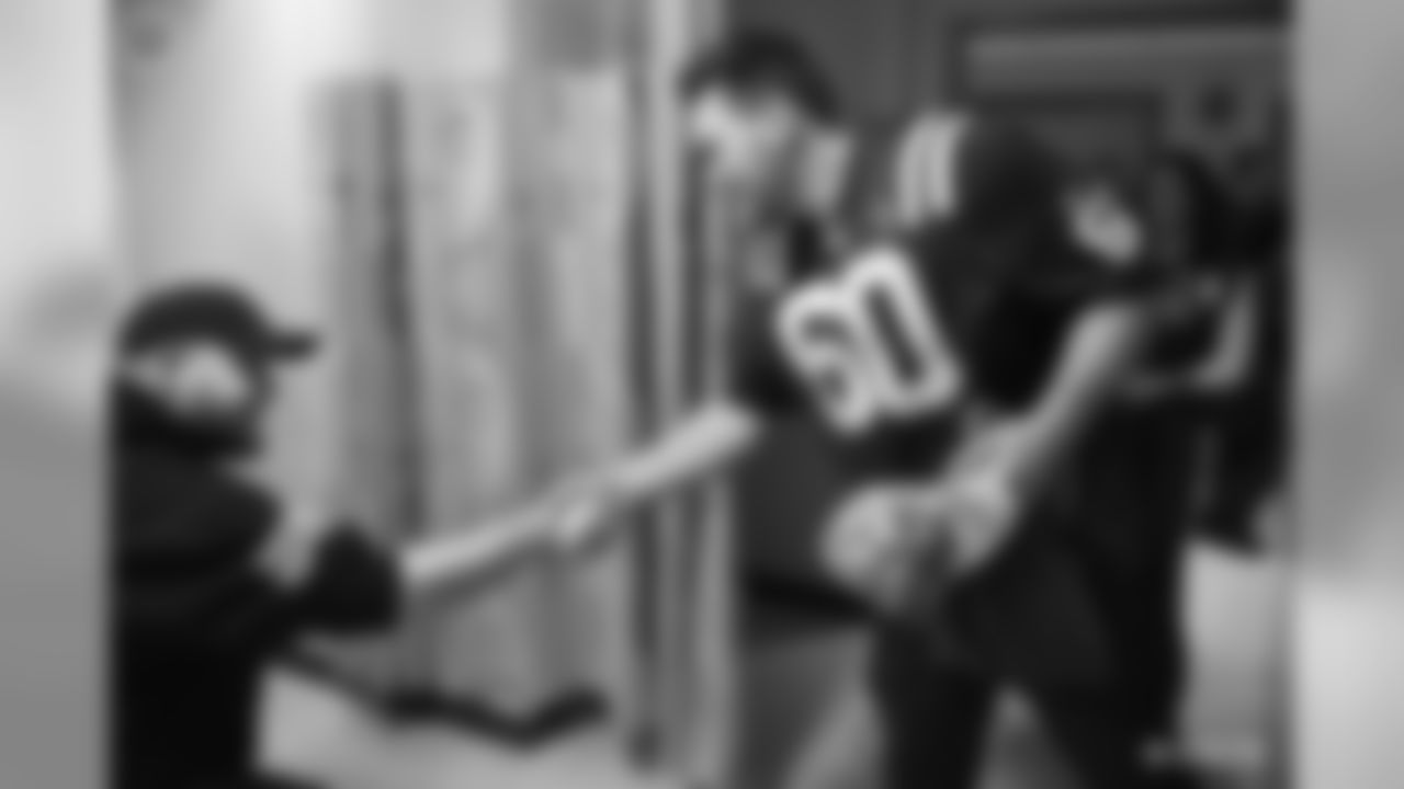 2019_1104_VAHospitalVisit_0090