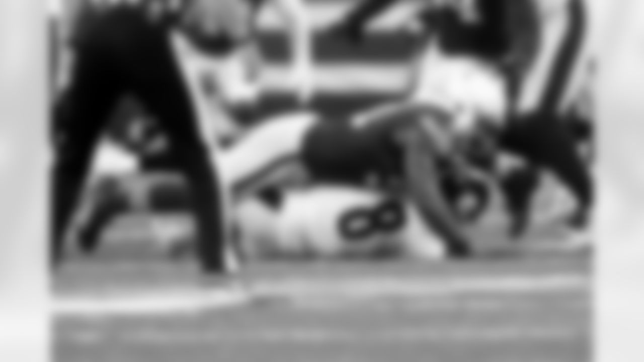 91 DE Yannick Ngakoue