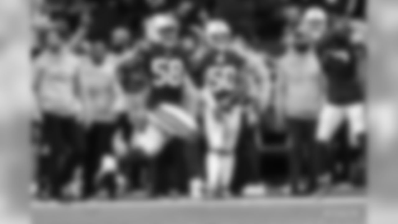 58 linebacker Bobby Okereke