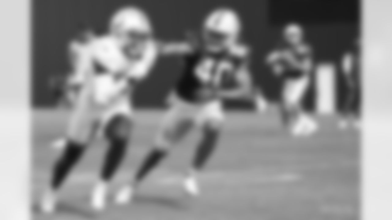1 WR Parris Campbell, #40 CB Chris Wilcox