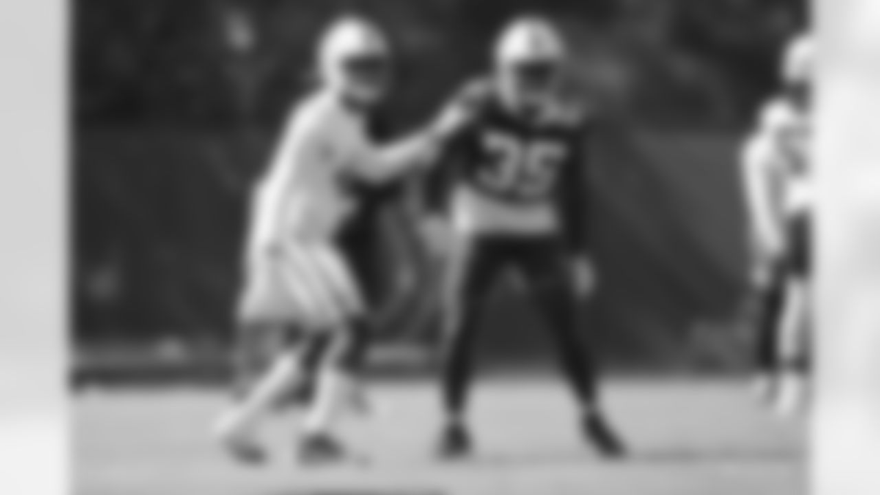 53 LB Darius Leonard, #35 RB Deon Jackson