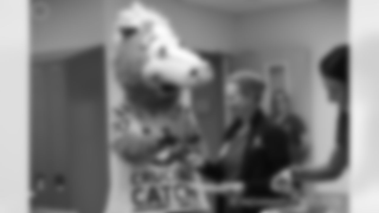 2018_1019_NursePizzaEvent_0132