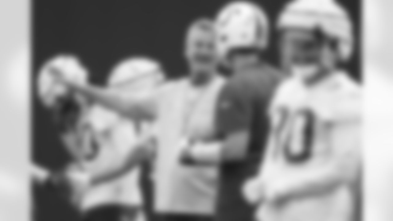 Indianapolis Colts Head Coach Frank Reich, #9 QB Nick Foles