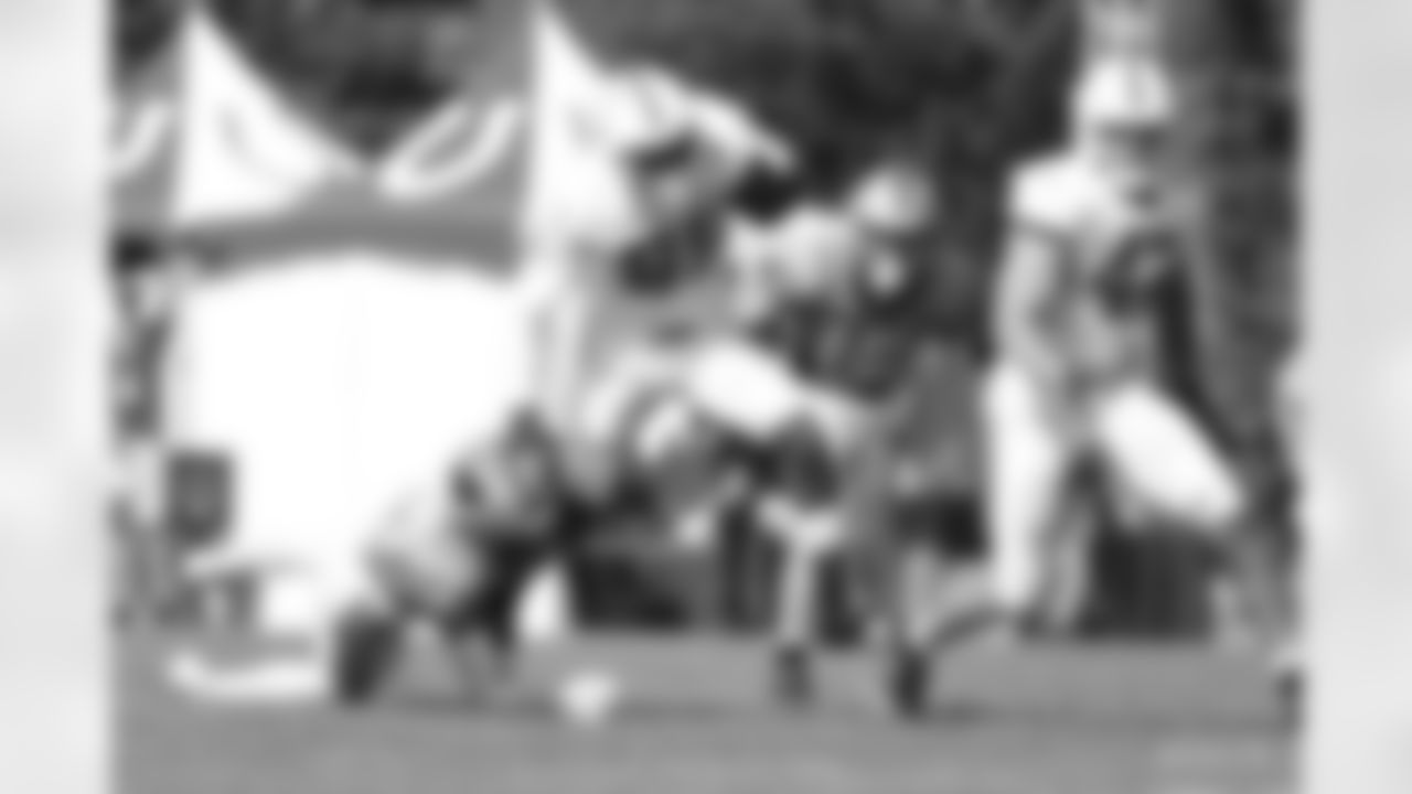85 WR Tyler Vaughns
