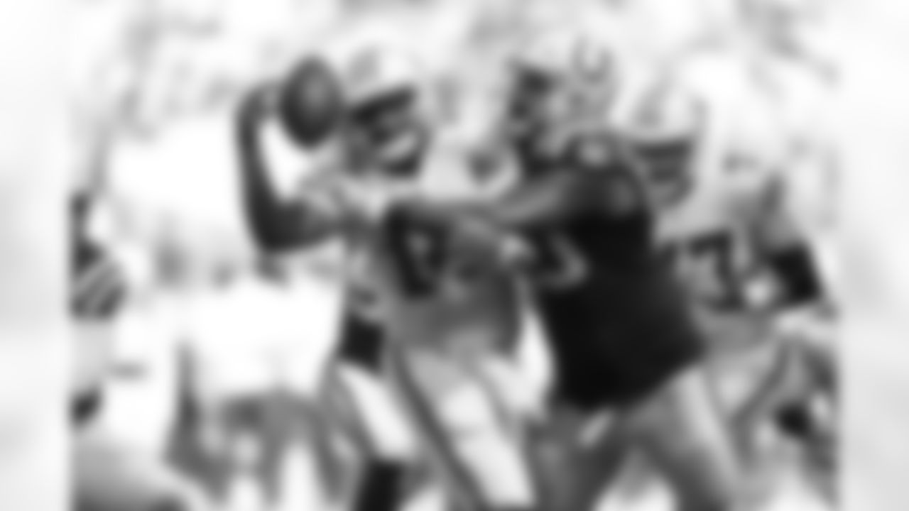 90 DT Grover Stewart