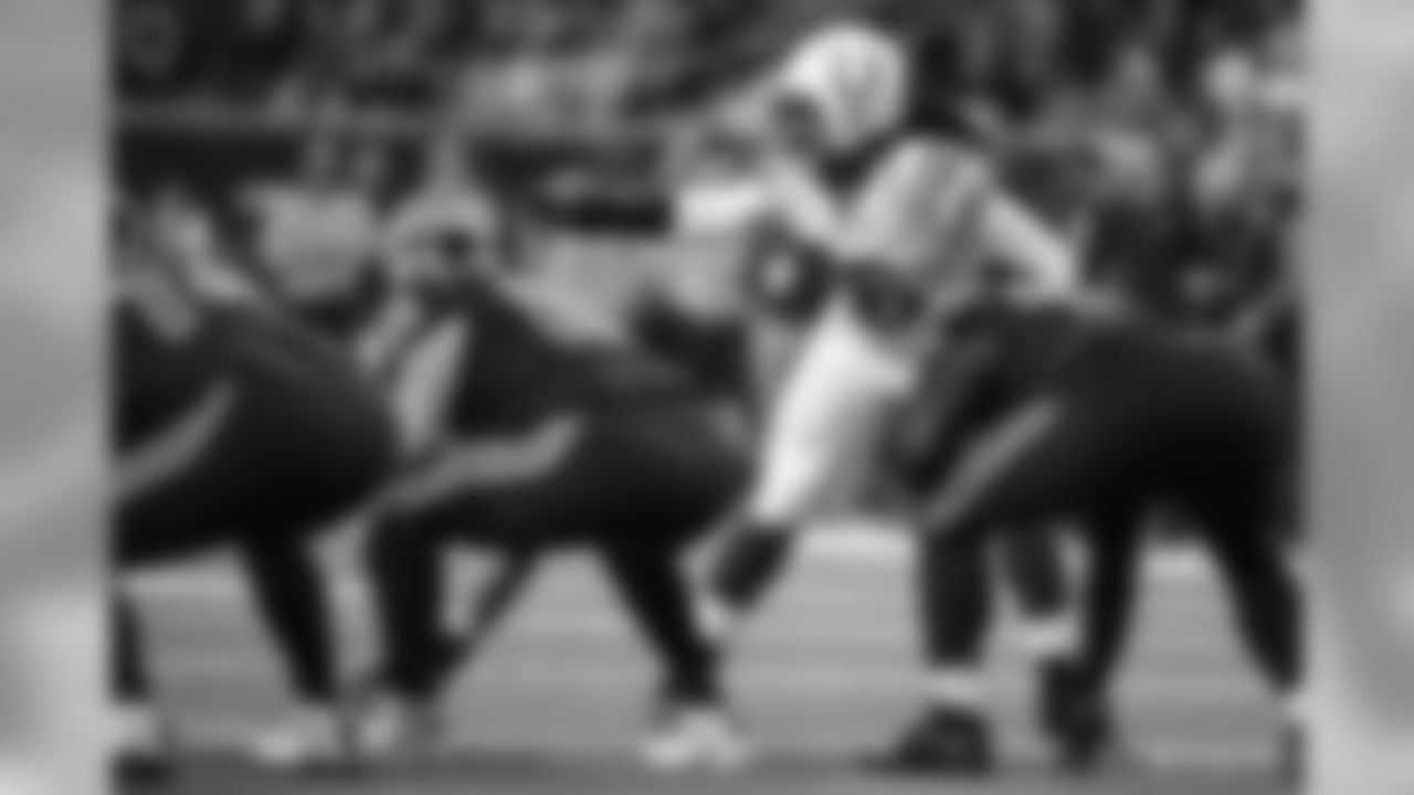96 tackle Denico Autry