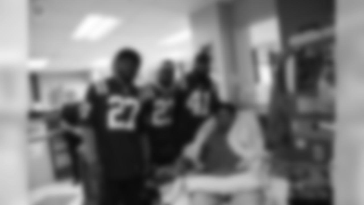 2018_1112_ CM_VAHospitalVisit0108