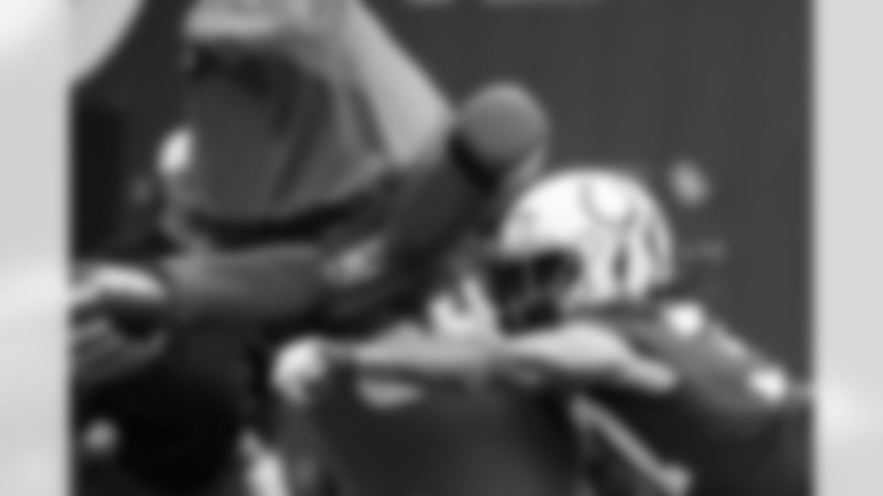 37 CB Cole Coleman,
Players train during OTAs of offseason workouts.