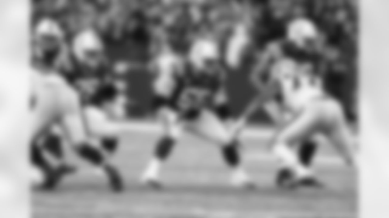 69 T Matt Pryor, #78 C Ryan Kelly, #56 C/G Quenton Nelson