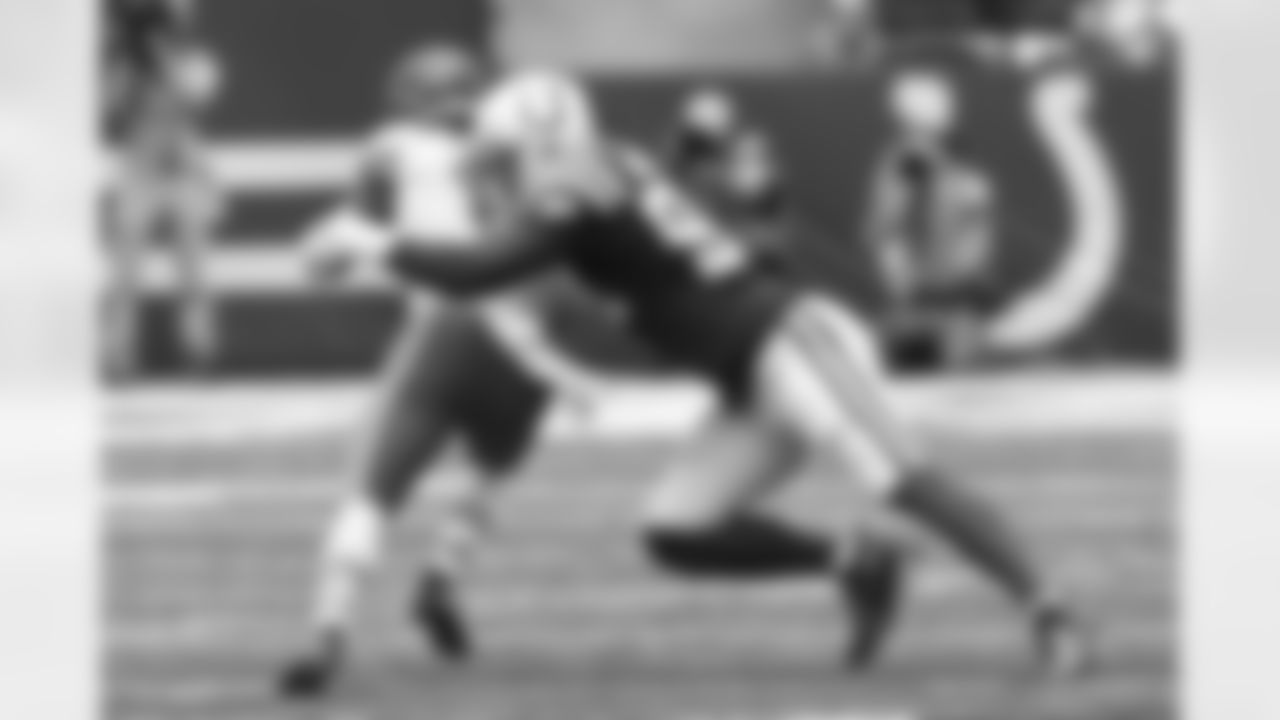 99 DT DeForest Buckner