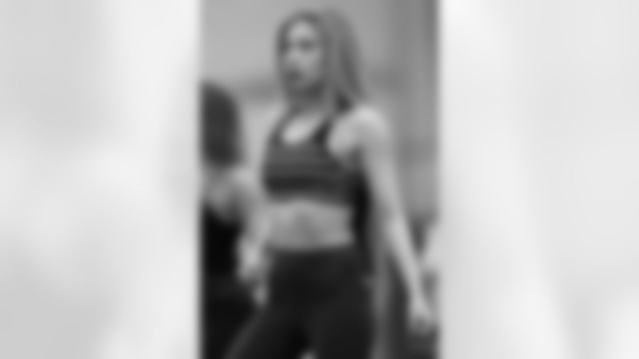 A behind the scenes look at the Colts Cheerleaders prep class on 3/12.