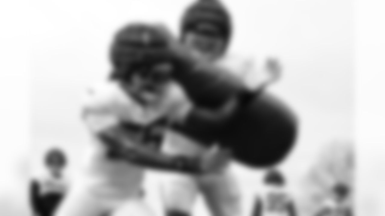 55 DE Isaiah Land , 99 DT DeForest Buckner