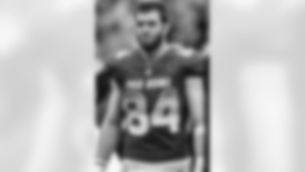 SUBJECTS] seen at [EVENT NAME] at [VENUE] on Thursday, Jan. 11, 2018 in Terre Haute, Ind. (Matt Bowen/AP Images for Macy's)